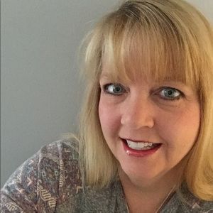 Meet your Posher, Diane